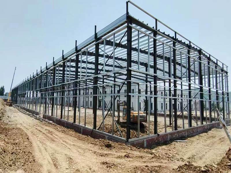 How Much Does It Cost to Build a 2000 m² Steel Structure Workshop?(图1) How Much Does It Cost to Build a 2000 m² Steel Structure Workshop?(图1)